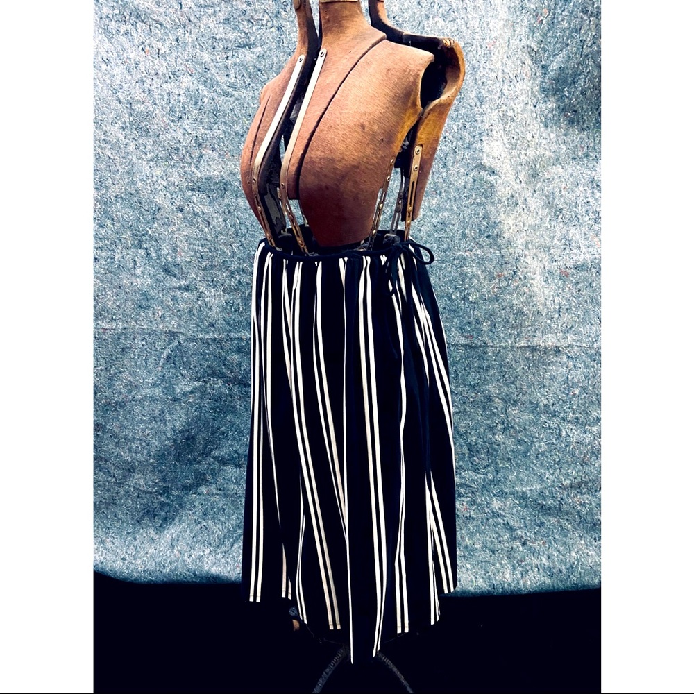 Who What Wear Black & White Striped Skirt